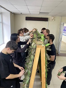 Классный час, посвящённый плетению маскировочной сети