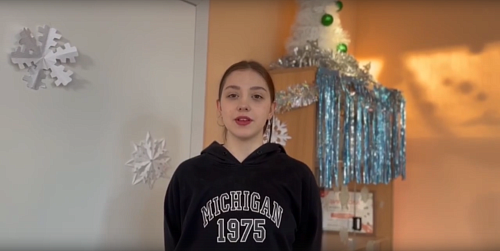 Студенты рады поздравить с наступающим Новым годом