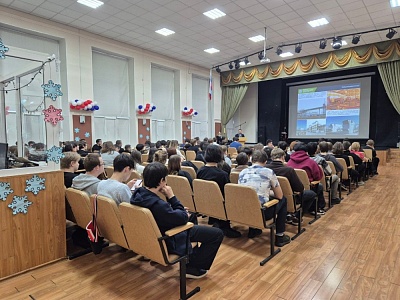 Встреча обучающихся с представителями Управления по внутрипромысловому сбору и использованию нефтяного газа ПАО «Сургутнефтегаз»