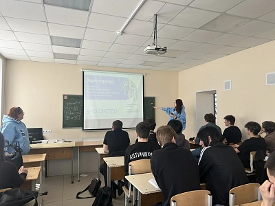 «Проводники смыслов» делятся опытом: выпускники программы встретились со студентами